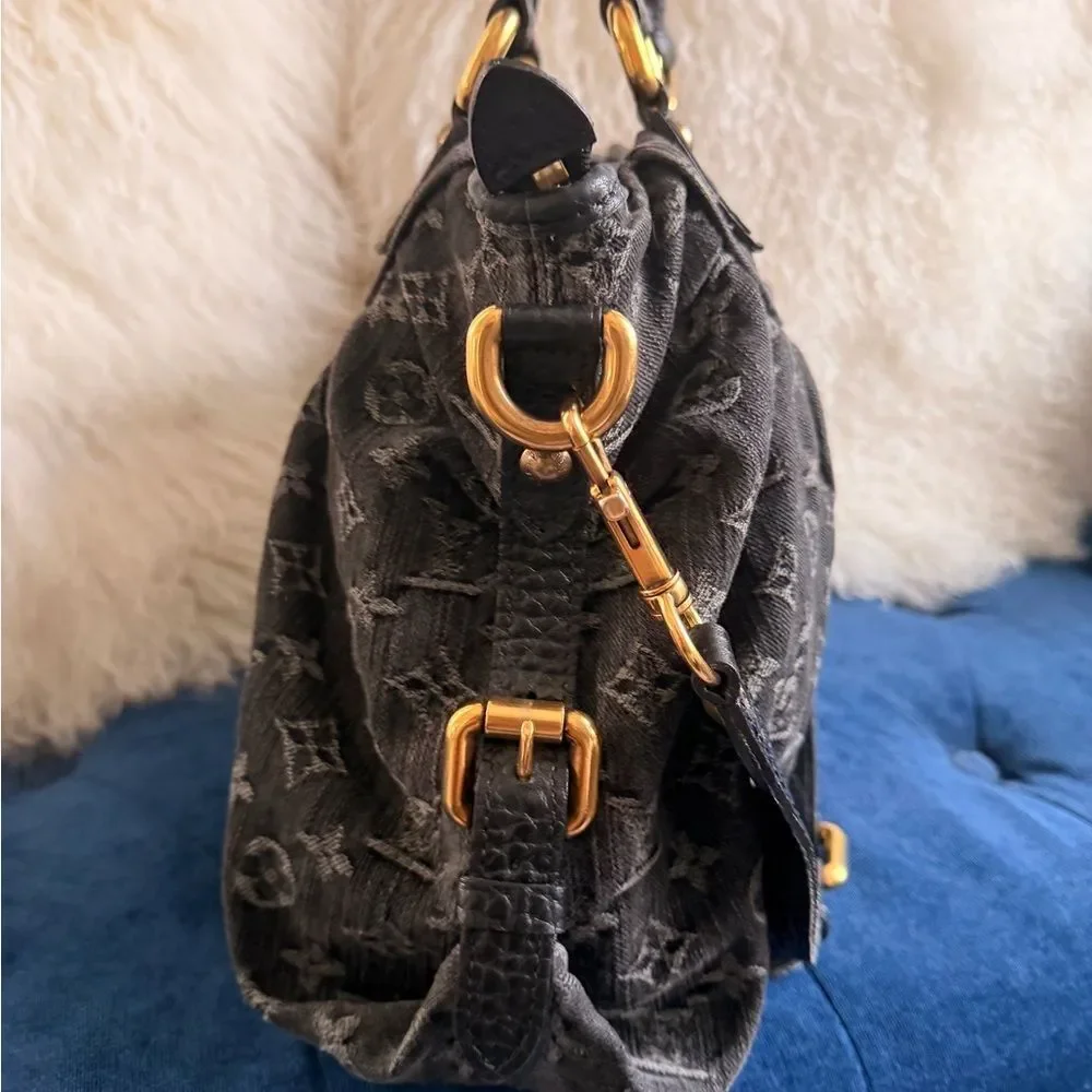 Louis Vuitton Monogram Neo Cabby MM